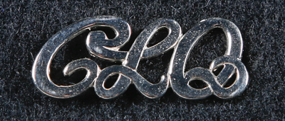 Insigne métallique d’épaule, 1921-1961